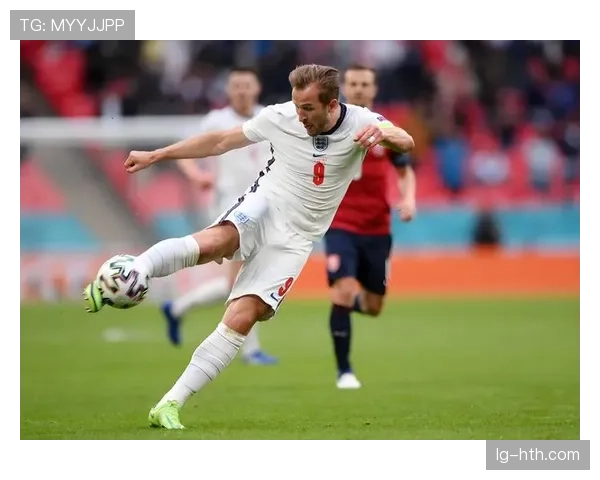 雷恩边锋否认夏窗转会德甲拜仁慕尼黑的传闻
